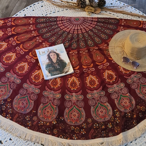 NWOT BO HO WALL ART, TABLE CLOTH, BED THROW, MULTI - Picture 3 of 16